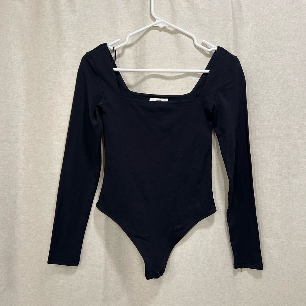 Aritzia Countour Square Neck Bodysuit